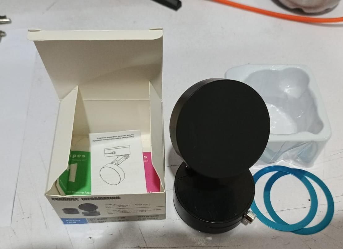 Vacuum Magnetic Suction Phone Holder.